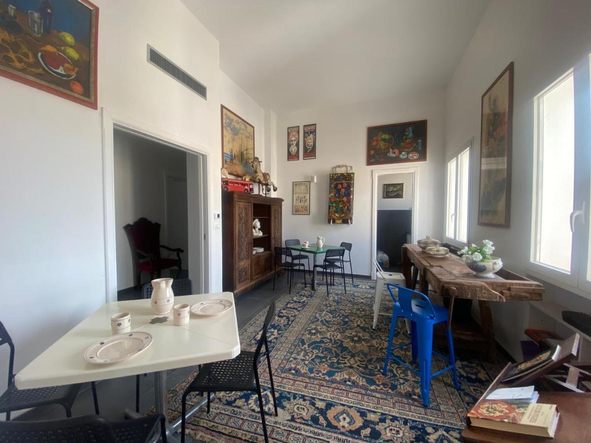 Bric A Brac Eclectic Rooms Уджано-ла-Кьеза Экстерьер фото